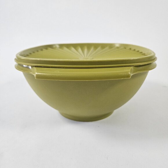 VTG Tupperware Servalier Bowl 858-1 W/ Lid 859-1 Avocado Green Made In Canada - Picture 2 of 13